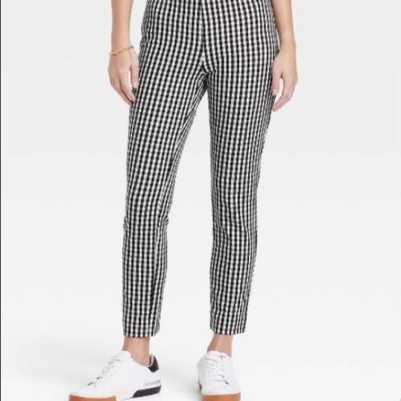 a new day Pants - A New Day / Women's / Size 6/ High-Rise Slim Fit Ankle Pants
